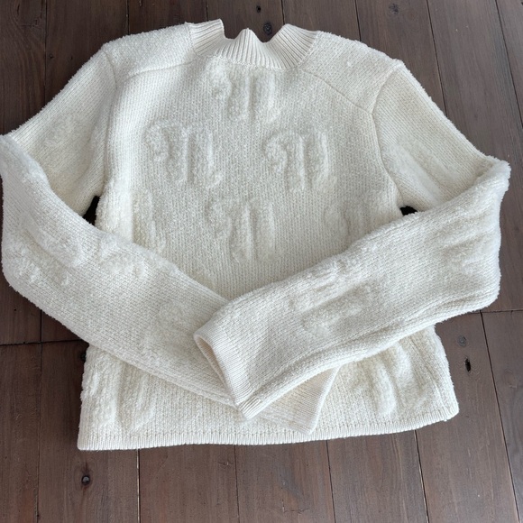 Nanushka Dian chunky v neck wool sweater NWOT - Picture 7 of 9